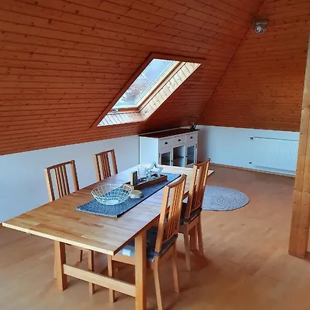 Eifelhoehe Appartamento